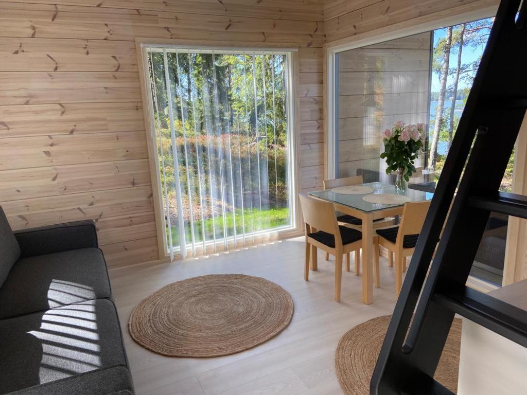 Villa Varis キルッコヌンミ エクステリア 写真